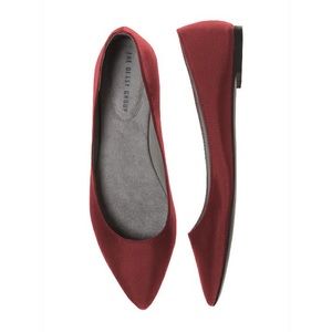 Red peau de soie Ballet Flats with Pointed Toe